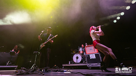 Phantogram in concert