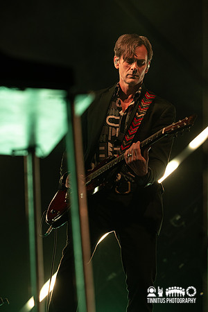 Queens of the Stone Age in concert