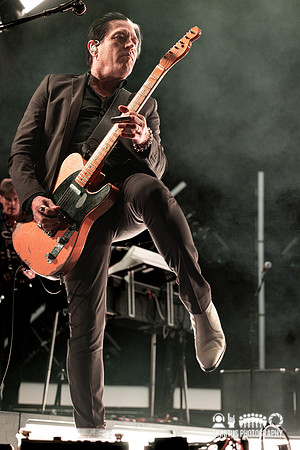 Queens of the Stone Age in concert