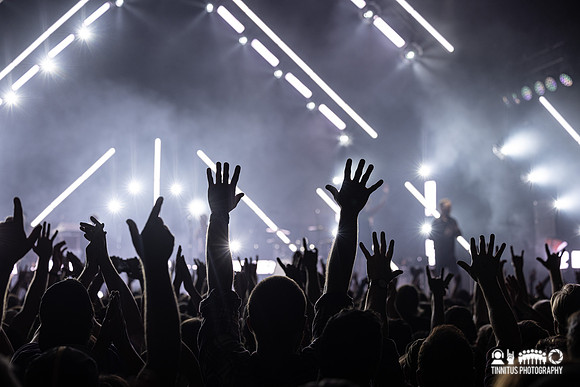 Queens of the Stone Age in concert