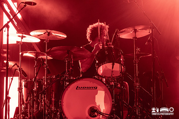 Queens of the Stone Age in concert