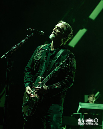 Queens of the Stone Age in concert
