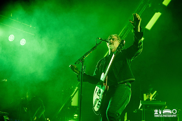Queens of the Stone Age in concert