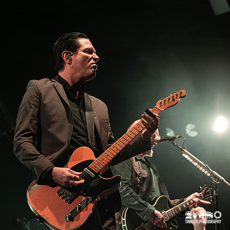 Queens of the Stone Age in concert