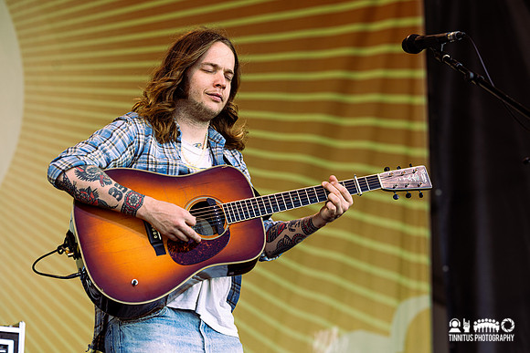 Billy Strings in concert