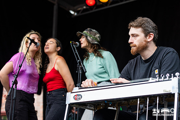 Liam Kazar in concert