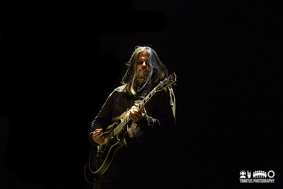 Tool in concert