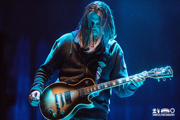 Tool in concert