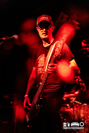 Worshipper in concert