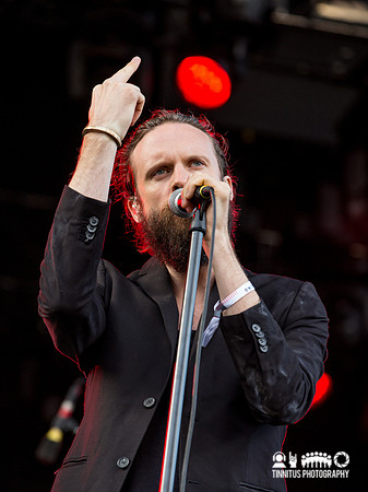 Father John Misty in concert