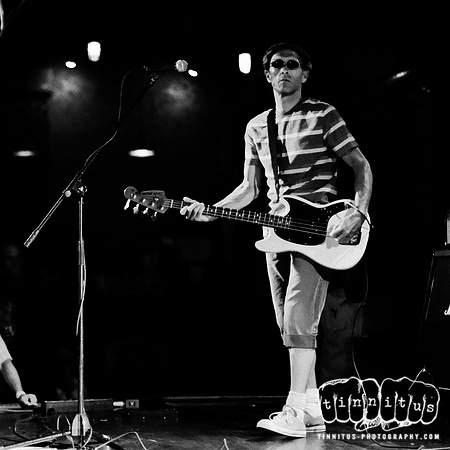 For Against in concert
