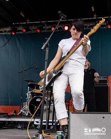 Carissa Johnson in concert