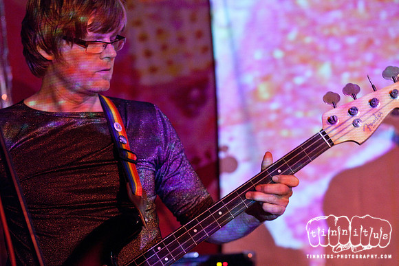 Bobb Trimble and the Flying Spiders play Deep Heaven Now