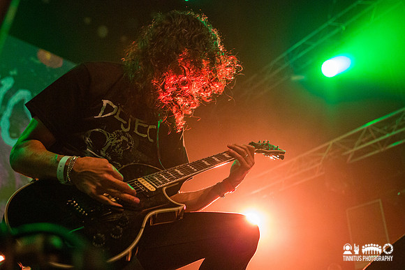 Repulsion in concert