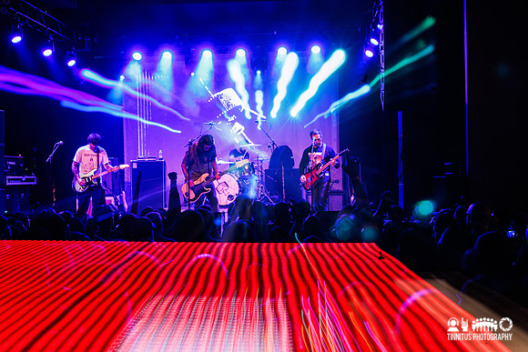 Cave In in concert