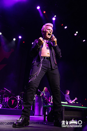 Billy Idol in concert