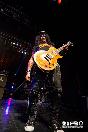 Slash in concert