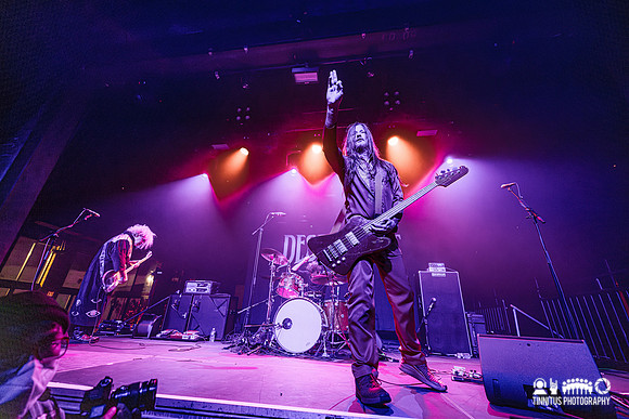 Melvins in concert