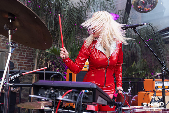 White Hills in concert