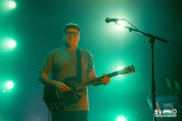 Pavement in concert
