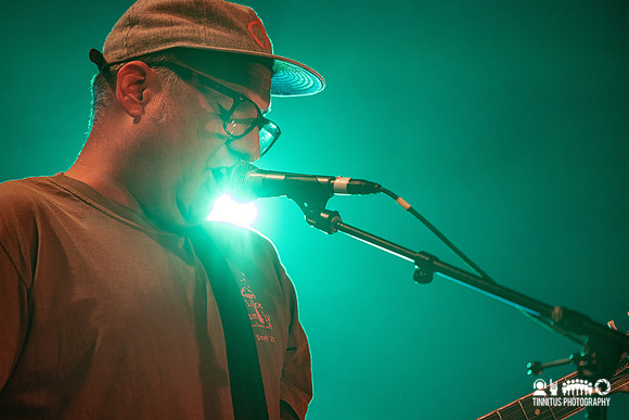 Pavement in concert