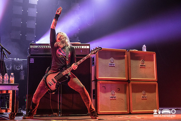 Mastodon in concert