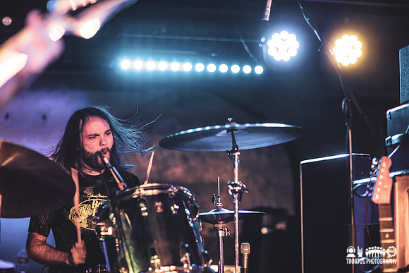 REZN in concert