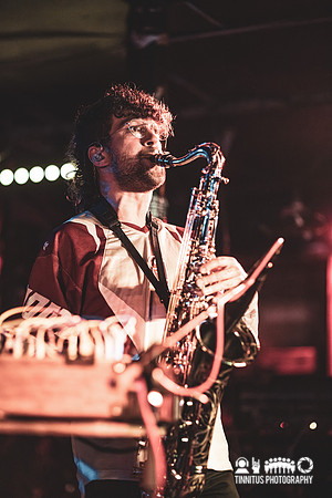REZN in concert