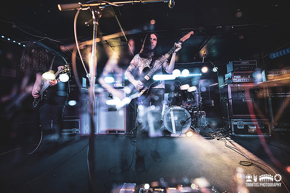 REZN in concert