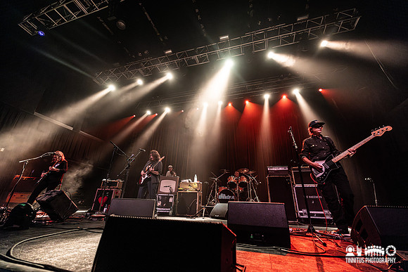 Breeders in concert