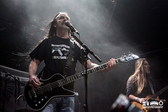 Carcass in concert