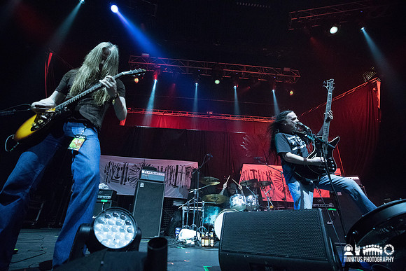 Carcass in concert