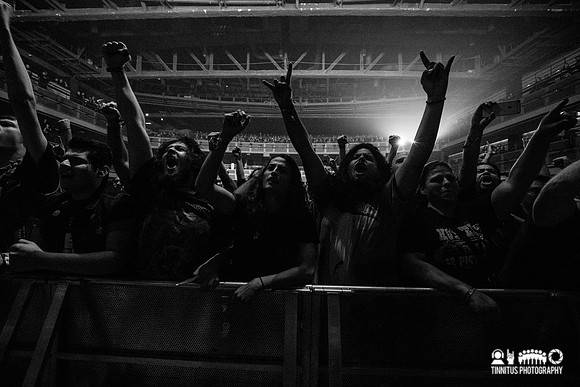 Carcass in concert