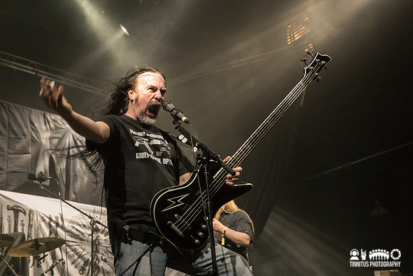 Carcass in concert