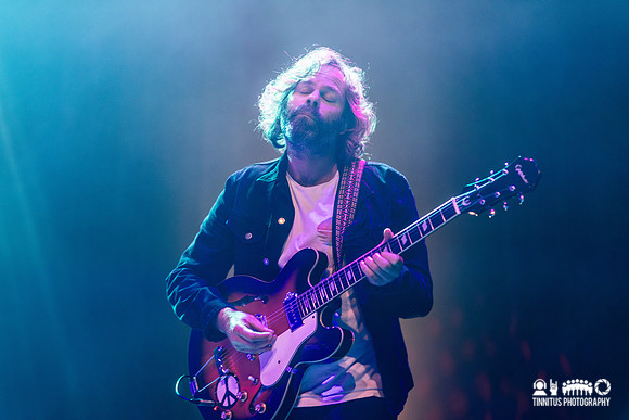 Slowdive in concert