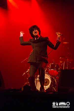 The Make-Up in concert at ATP's I'll Be Your Mirror festival