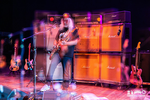 Dinosaur Jr. in concert