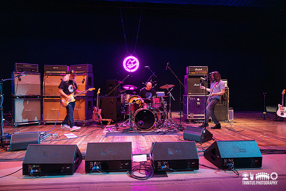 Dinosaur Jr. in concert