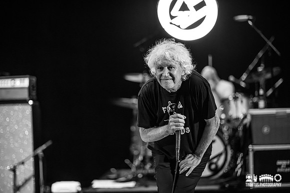 Guided By Voices in concert