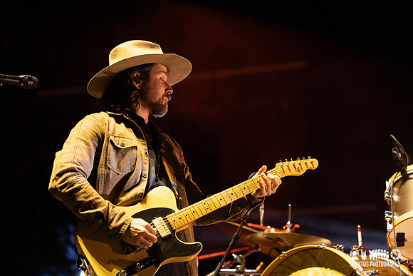 Lukas Nelson and the Promise of the Real in concert