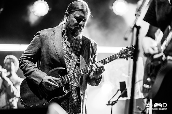 Tedeschi Trucks Band in concert