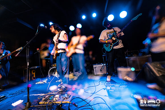 Youbet in concert
