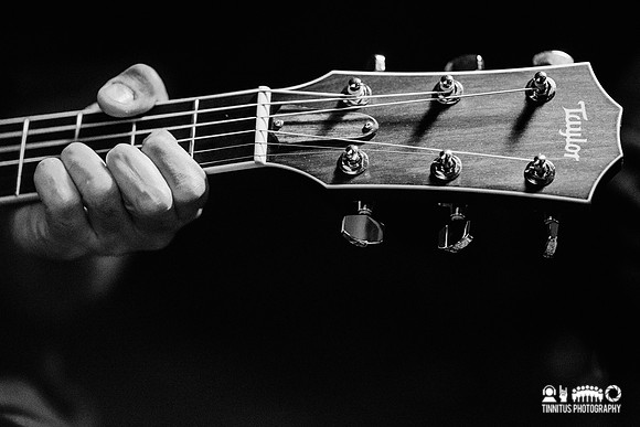 Alvarius B. in concert