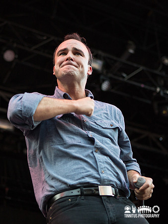 Future Islands in concert