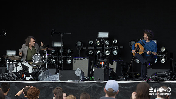 Xylouris White in concert
