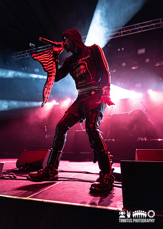 Izzy Spears in concert