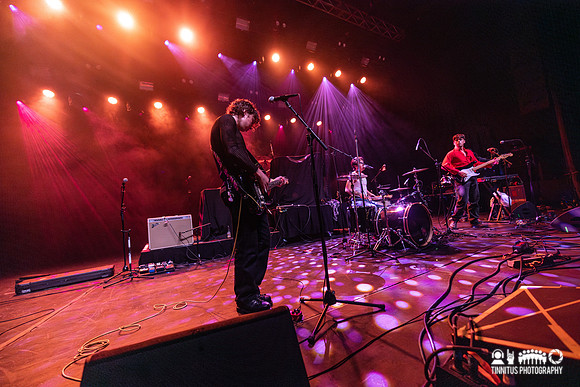 Crack Cloud in concert