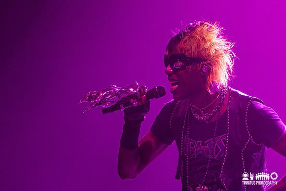 Yves Tumor in concert