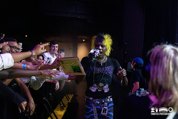 Yves Tumor in concert