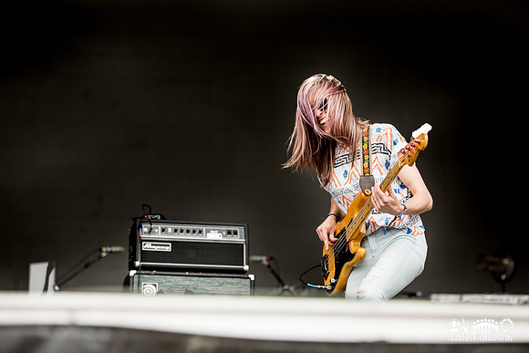 Weakened Friends in concert